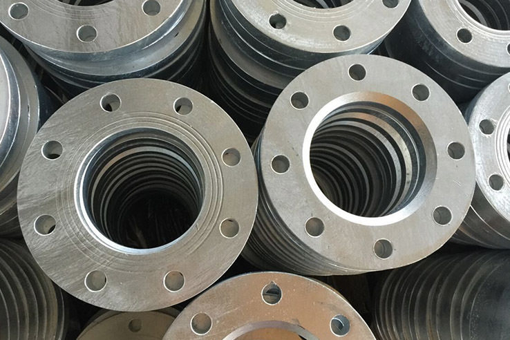 What are the materials of flanges